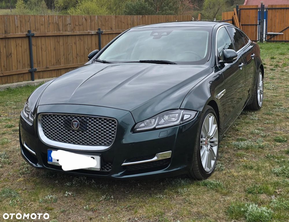 Jaguar XJ 3.0 D V6 Premium Luxury - 9