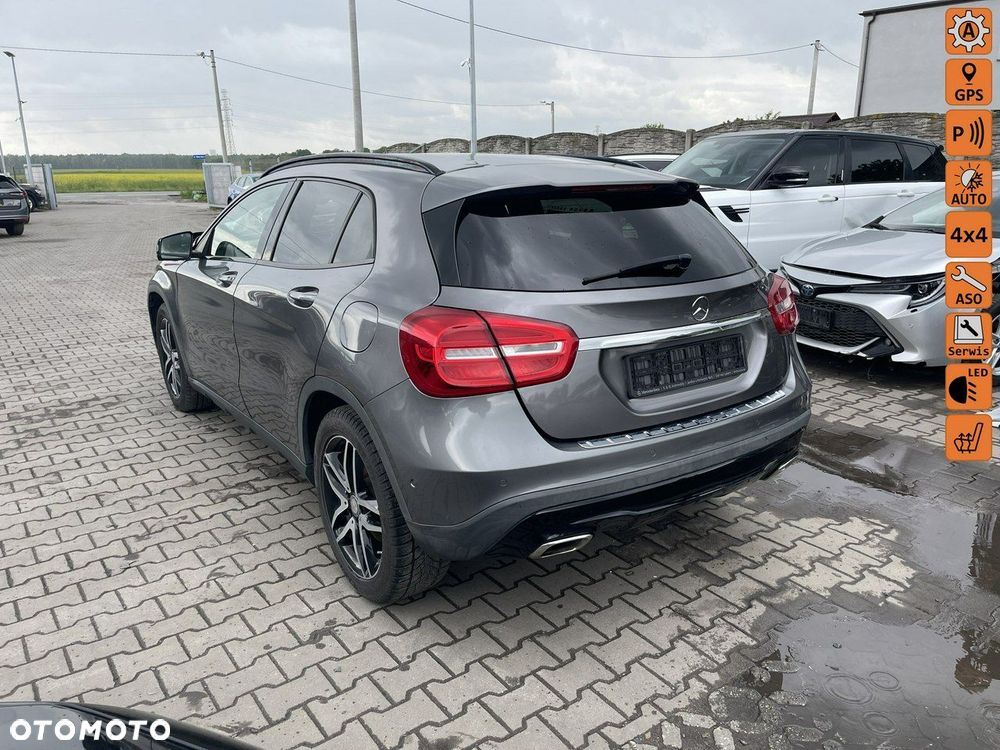 Mercedes-Benz GLA 220 CDI 4Matic 7G-DCT Style - 1