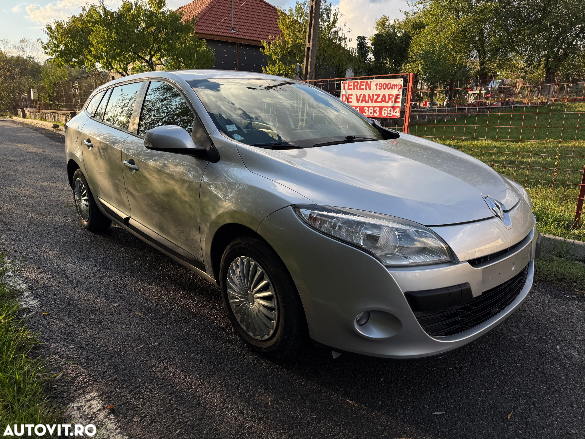 Renault Megane 1.5 dCi Dynamique - 2