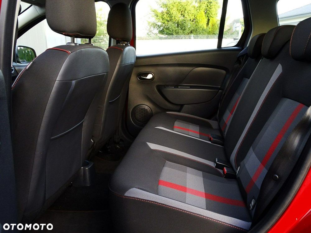 Dacia Logan TCe 90 S&S Stepway Celebration - 35