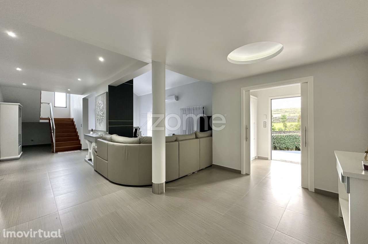 Vivenda T6 com Piscina - Pico da Pedra - Grande imagem: 4/47