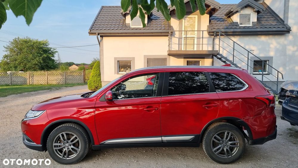 Mitsubishi Outlander 2.0 2WD CVT Edition - 2
