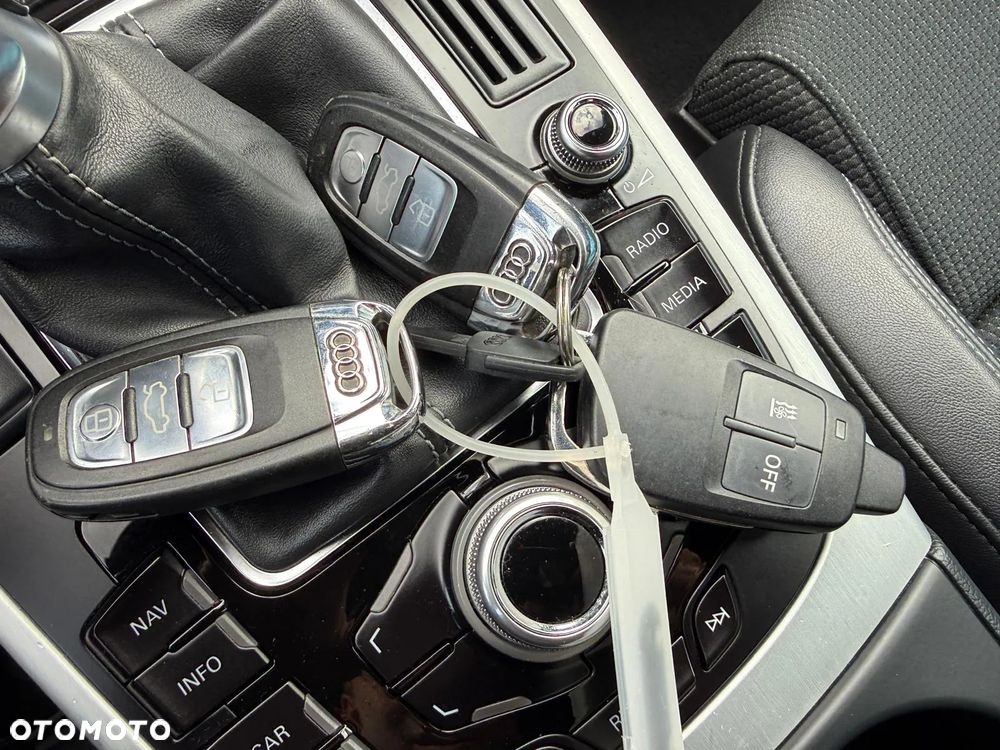 Audi A4 Avant 2.0 TDI DPF Ambiente - 21