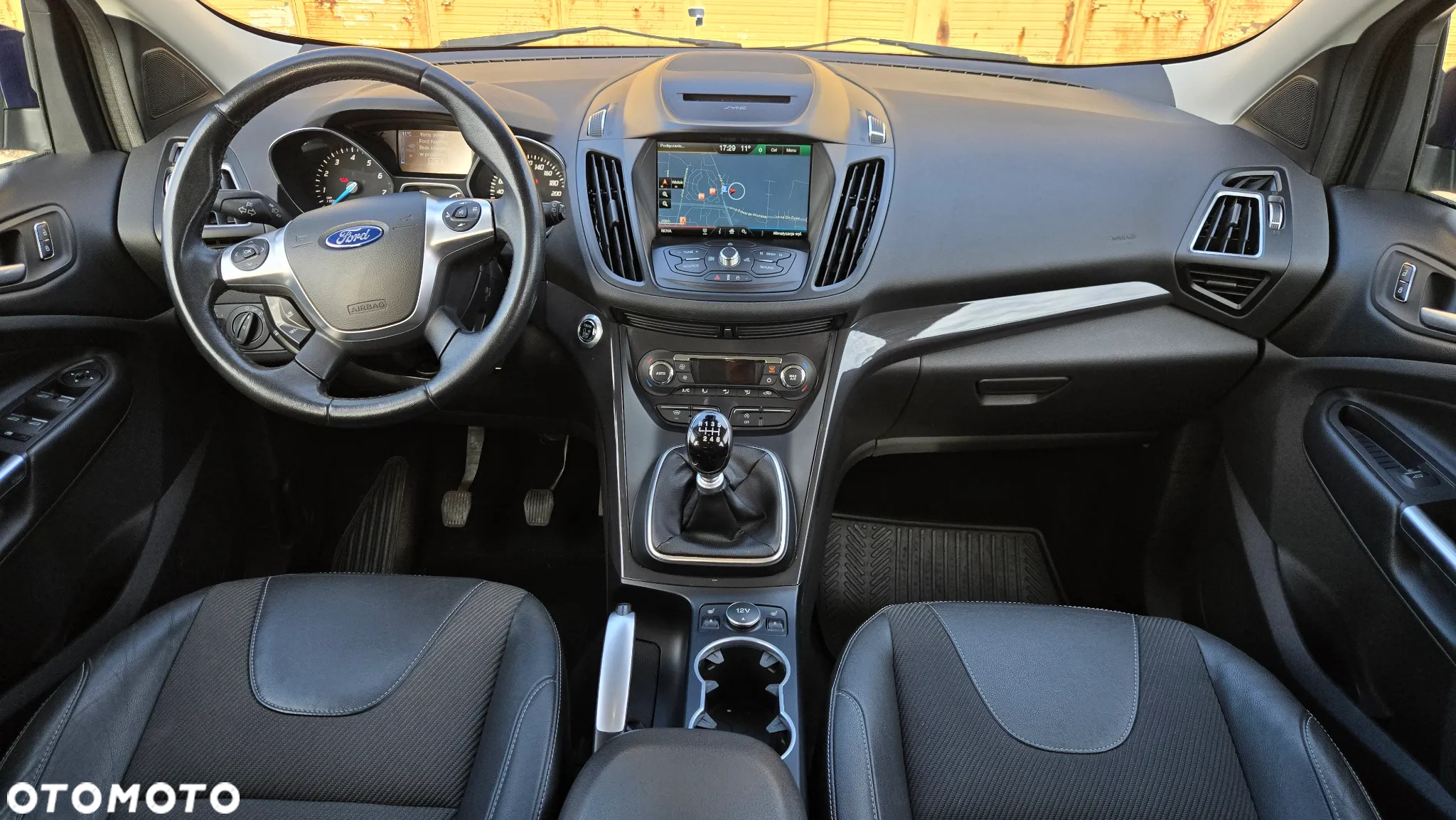 Ford Kuga - 8