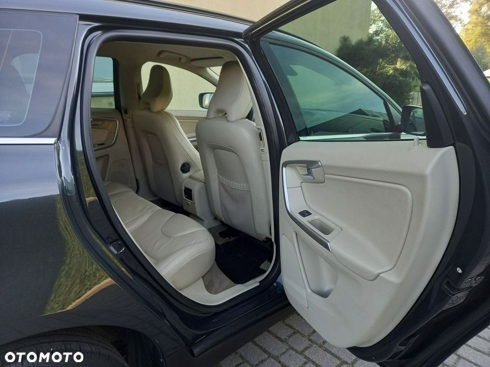 Volvo XC 60 D3 R Design - 27