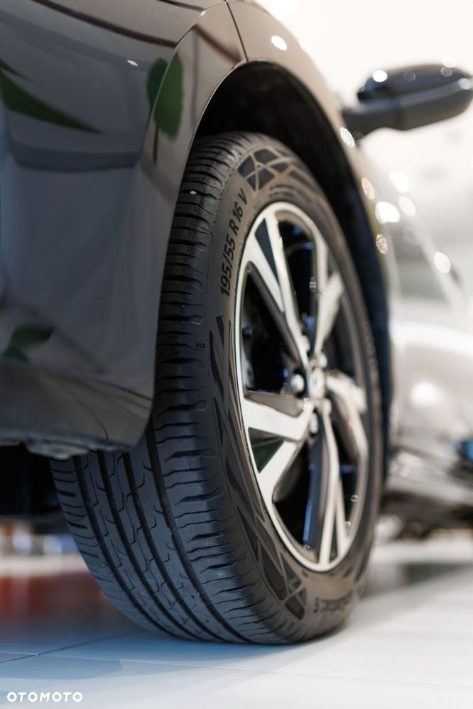 Toyota Yaris Hybrid 1.5 Style - 8