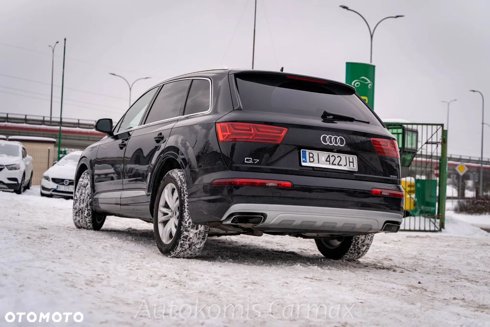 Audi Q7 - 11