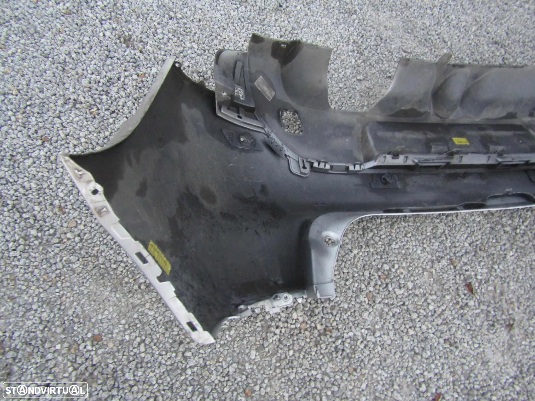 Para-choques traseiro Renault Clio IV GT Line ( c/ danos , ver detalhes) - 11