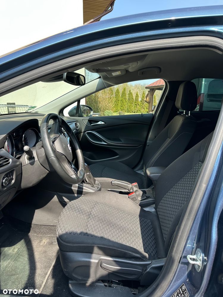 Opel Astra 1.4 Turbo Business - 9