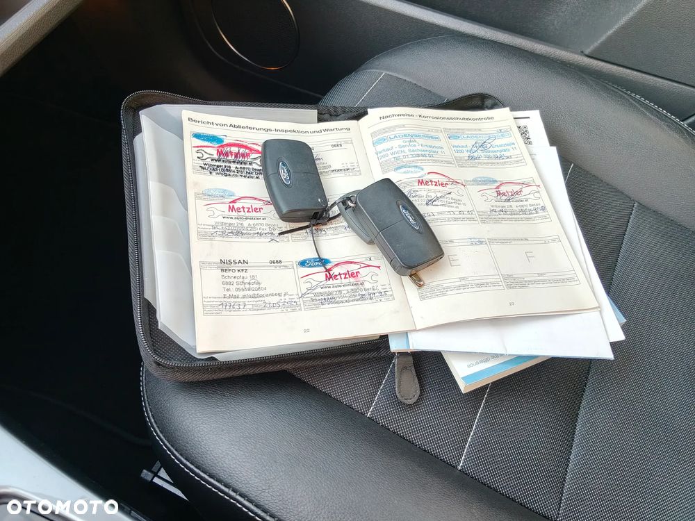 Ford Kuga 2.0 TDCi 4x4 Titanium - 25