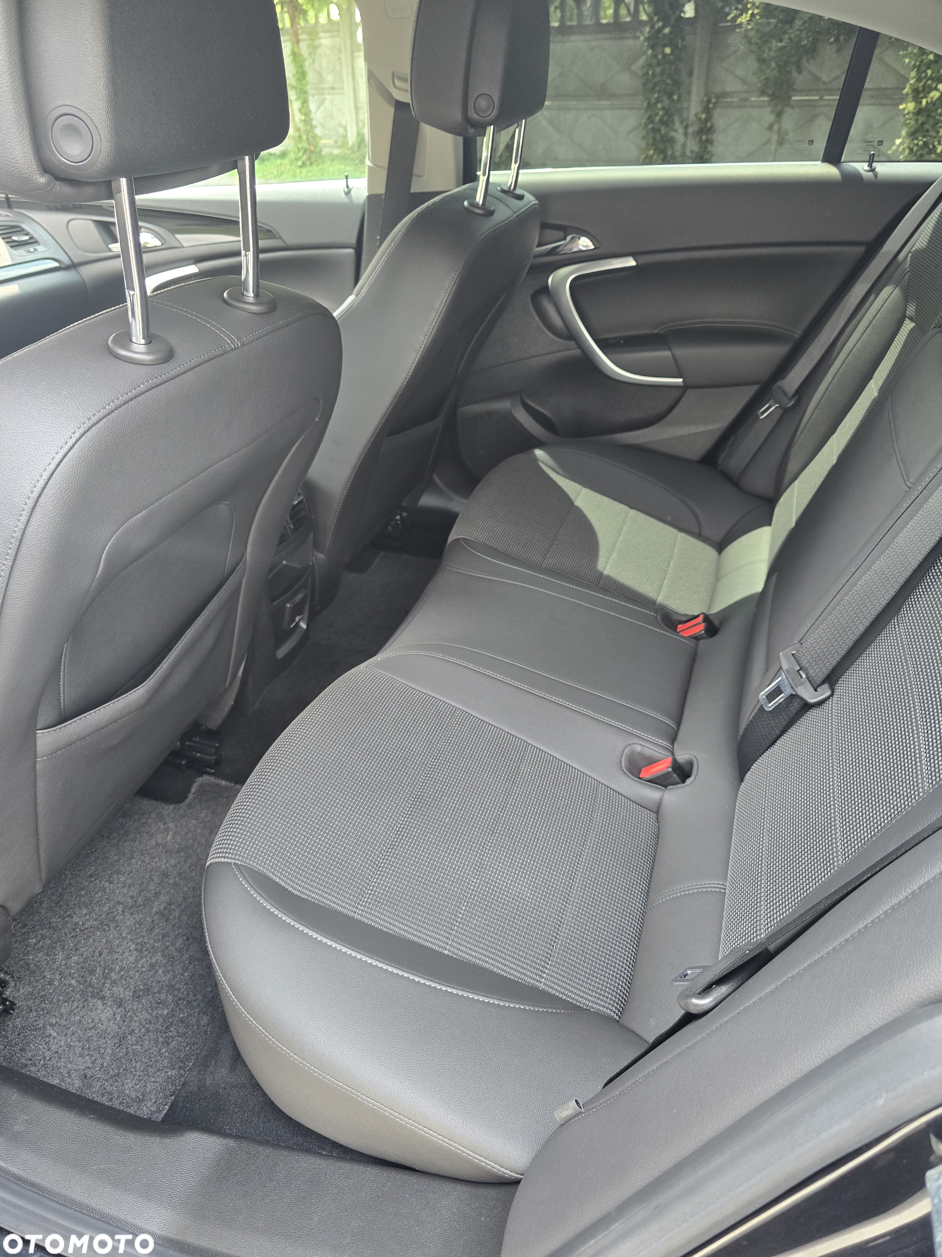Opel Insignia 2.0 T Sport 4x4 - 11