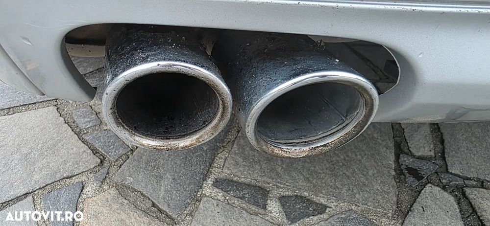 BMW Seria 5 530d xDrive Aut. Modern Line - 31