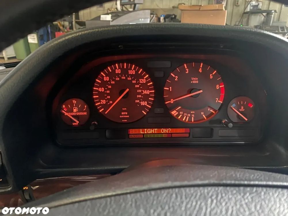 BMW Seria 7 750iL - 9