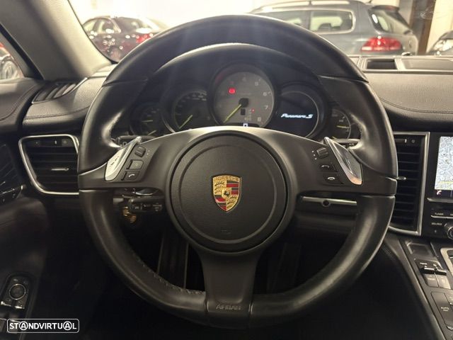Porsche Panamera S e-Hybrid - 52