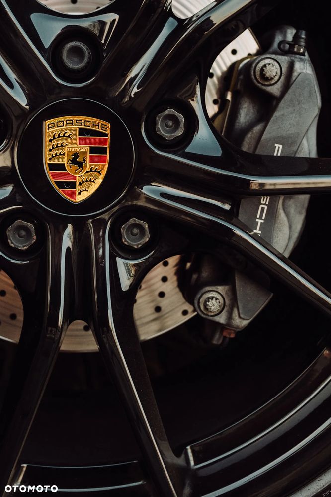 Porsche 718 Cayman GPF PDK - 16