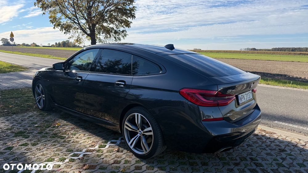 BMW 6GT 640i xDrive Sport Line - 2