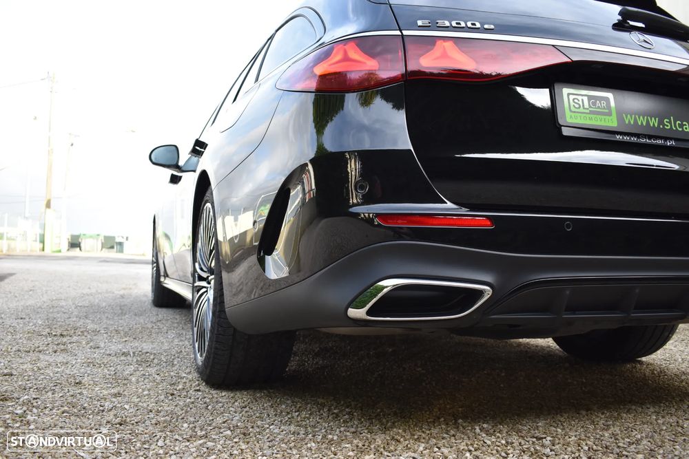 Mercedes-Benz E 300 Standard - 28