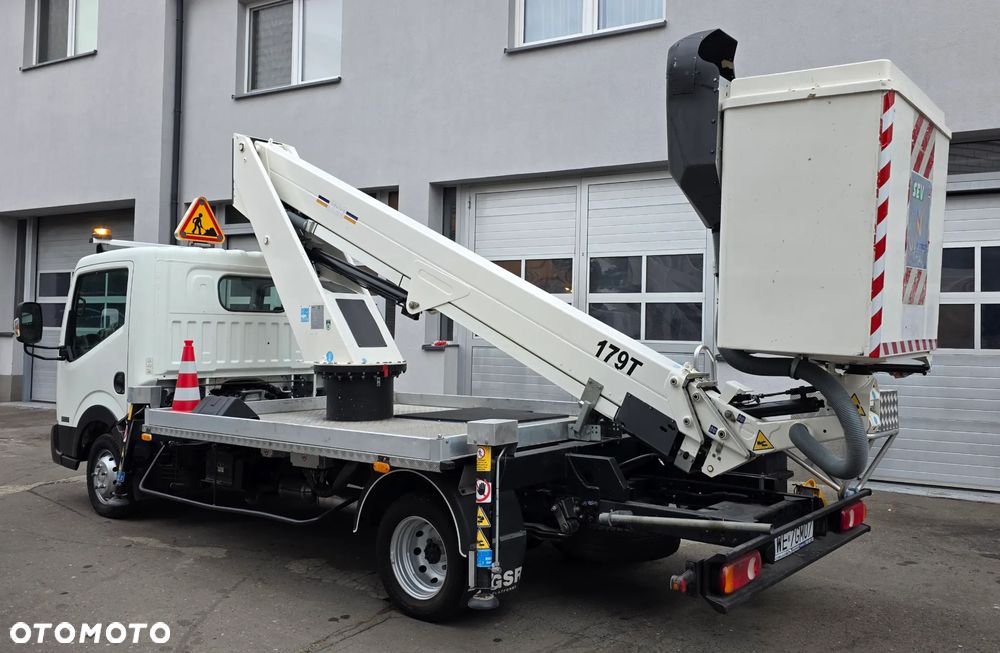 Nissan Cabstar - 3