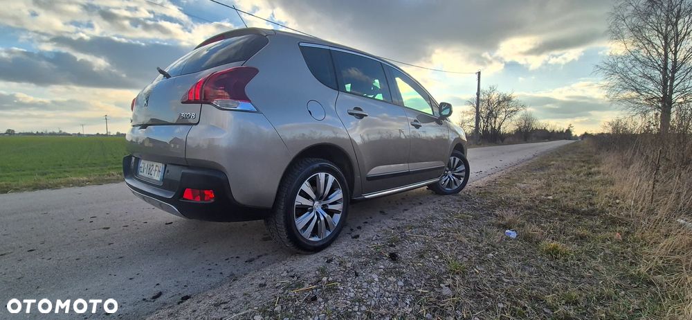 Peugeot 3008 PureTech 130 Stop & Start GPF Allure Business-Paket - 22