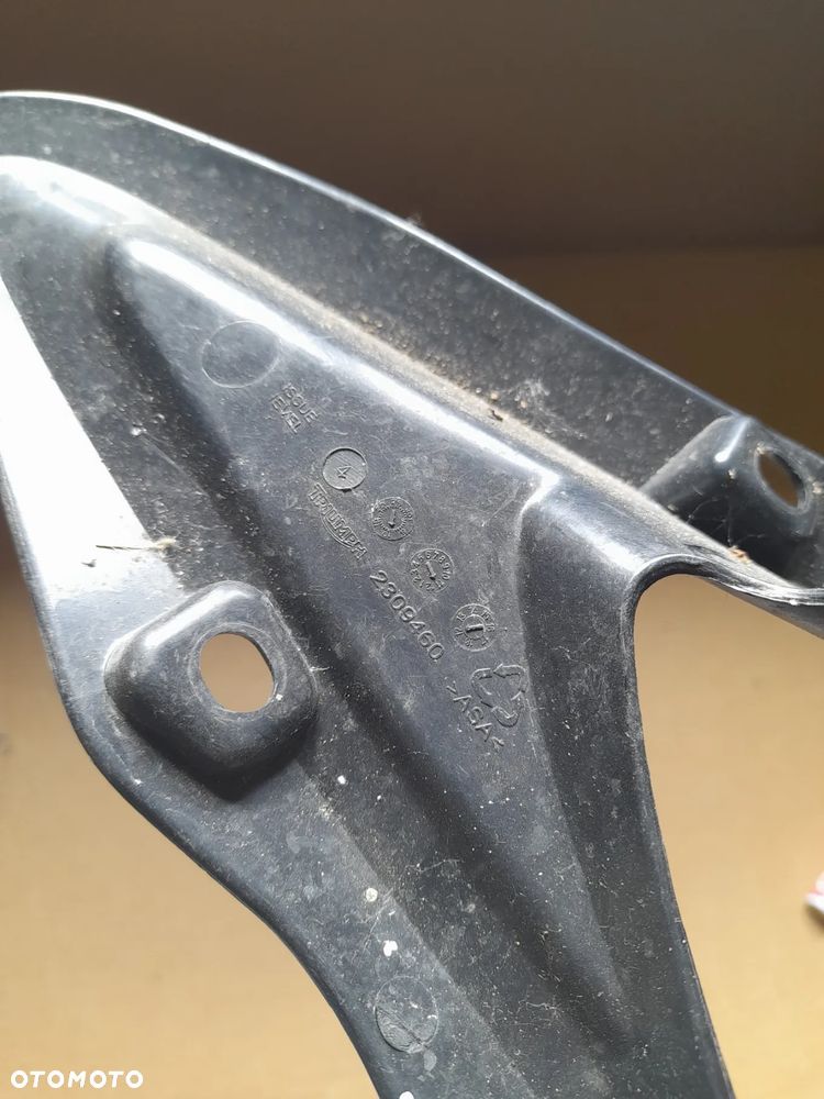 Triumph Daytona 675 R - panel wewnętrzny prawy 2309460 A261C - 6