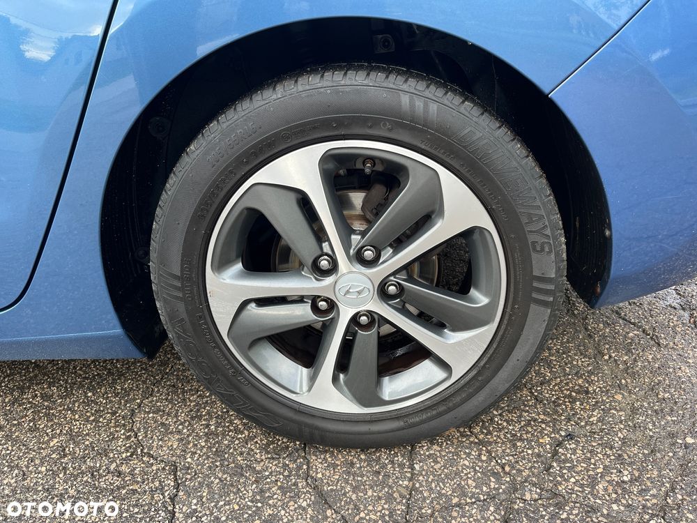 Hyundai i30 1.6 CRDi BlueDrive Premium - 35