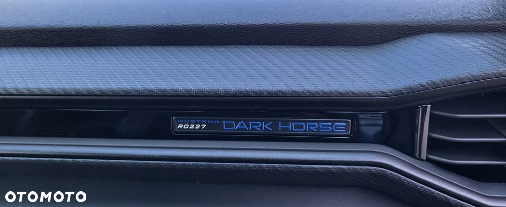 Ford Mustang - 8