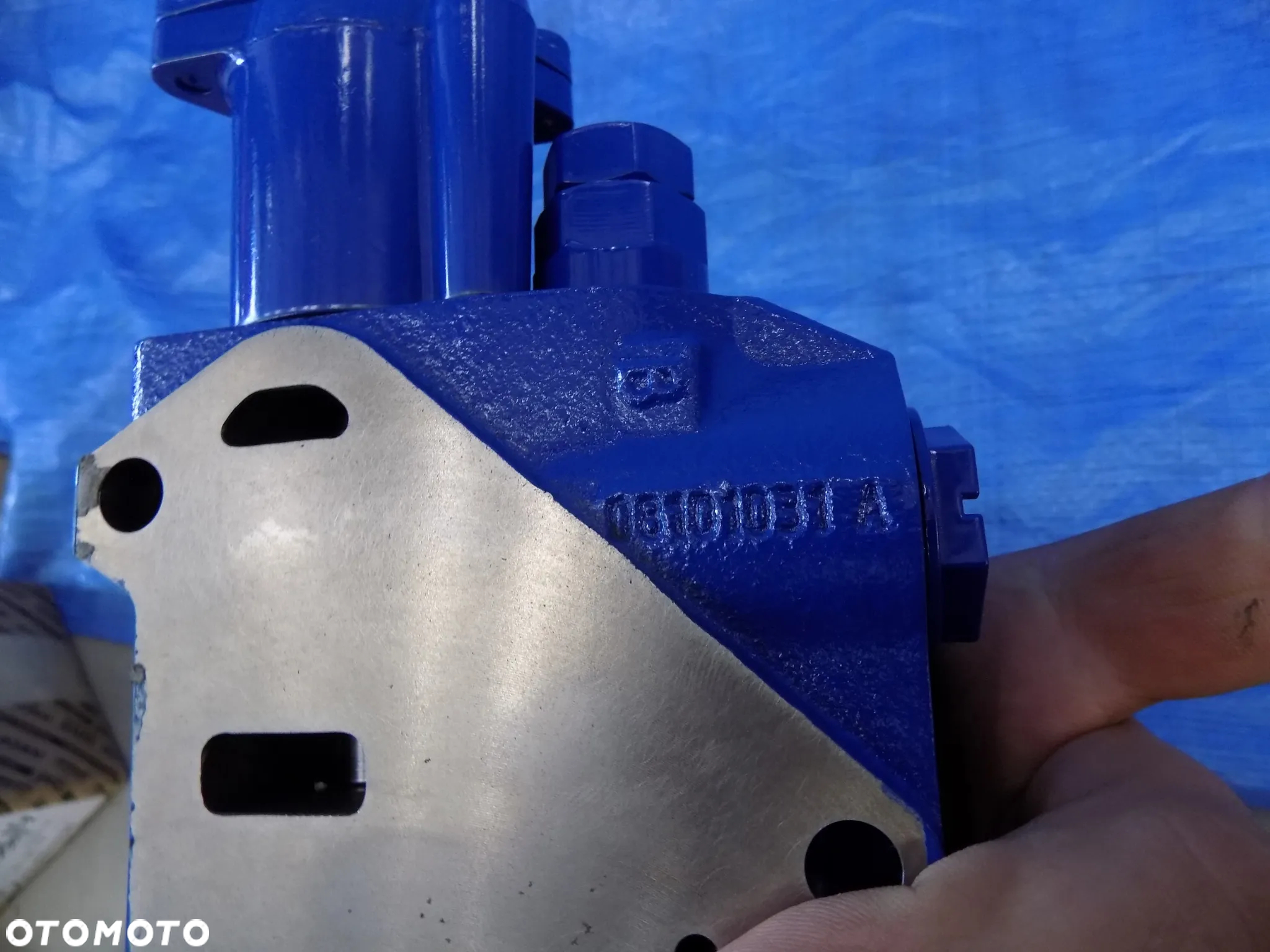 Sekcja rozdzielacza rozdzielacz hydrauliczny Case 580 590 Koparko ładowarka 695 SR New Holland LB 95, 110 - 5