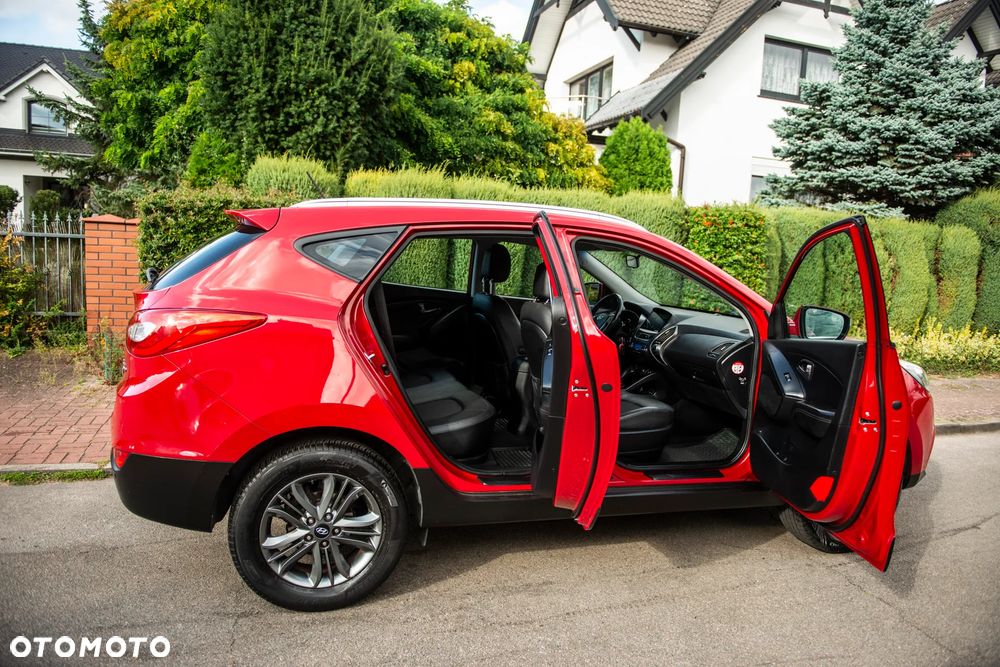 Hyundai ix35 1.6 2WD Fifa World Cup Edition - 8