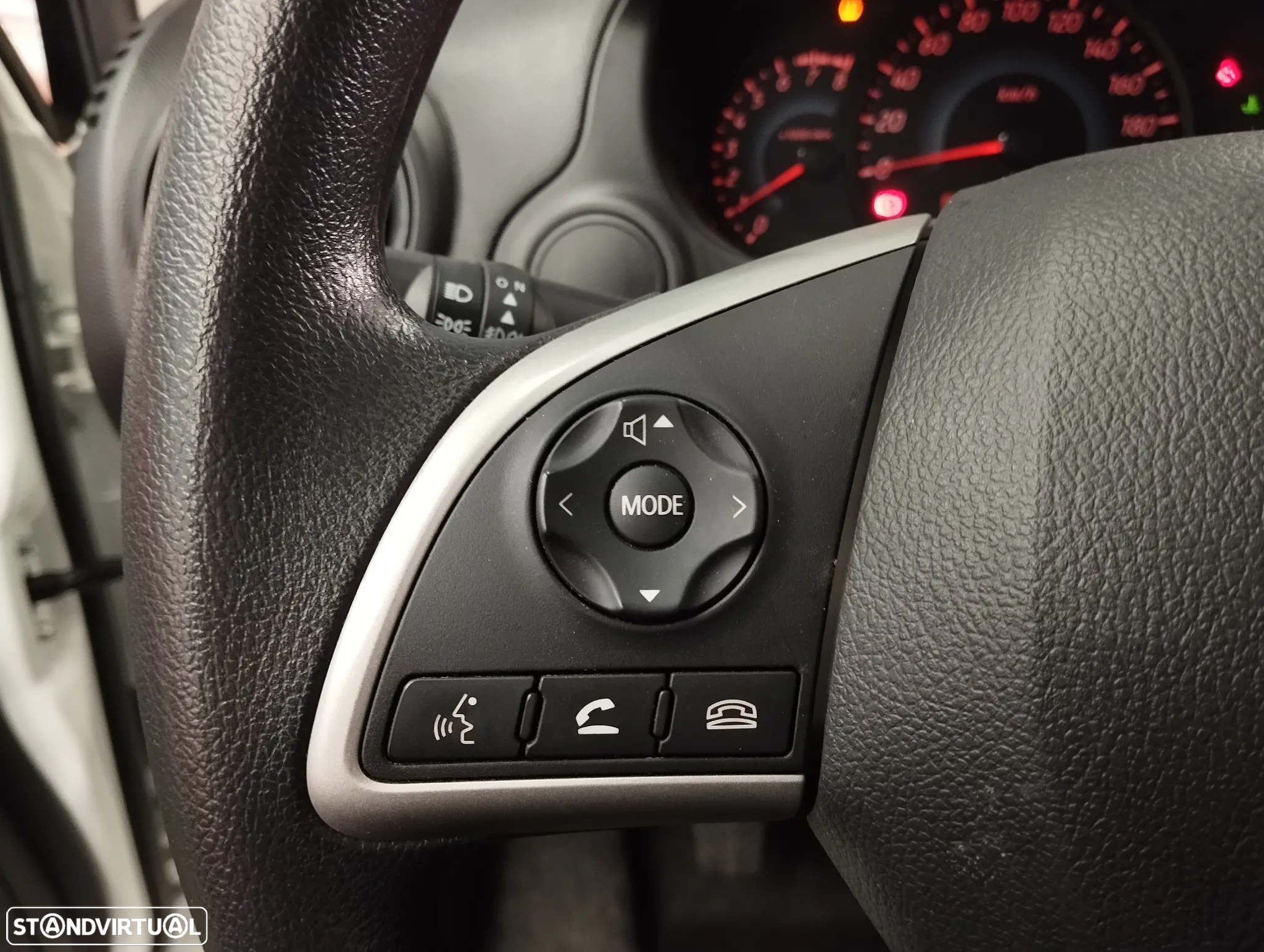 Mitsubishi Space Star 1.2 Intense Connect Edition - 16