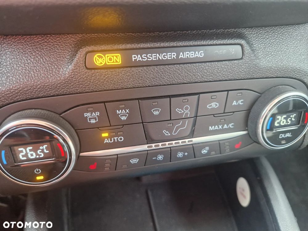 Ford Focus 1.0 EcoBoost Titanium - 14