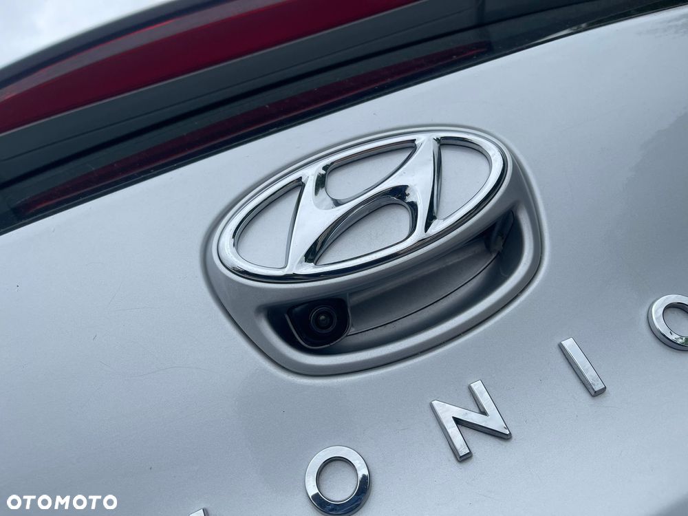 Hyundai IONIQ Hybrid Platinum - 14