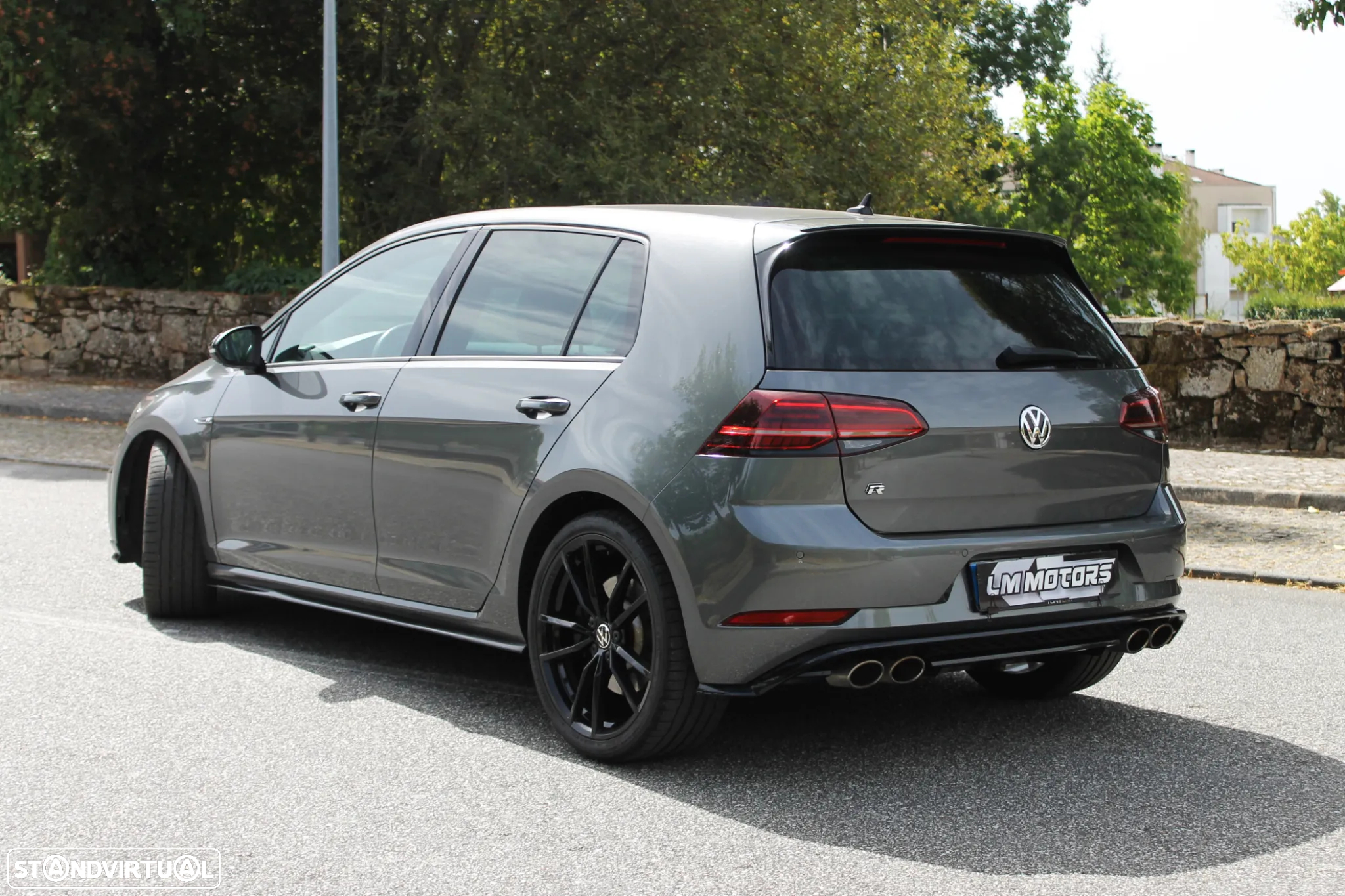 VW Golf R 4Motion (BlueMotion ) DSG - 11