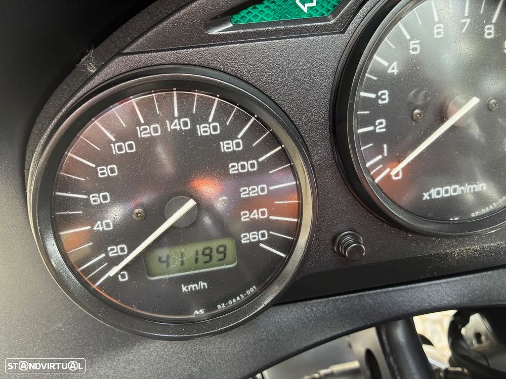 Suzuki GSX 750 F - 17