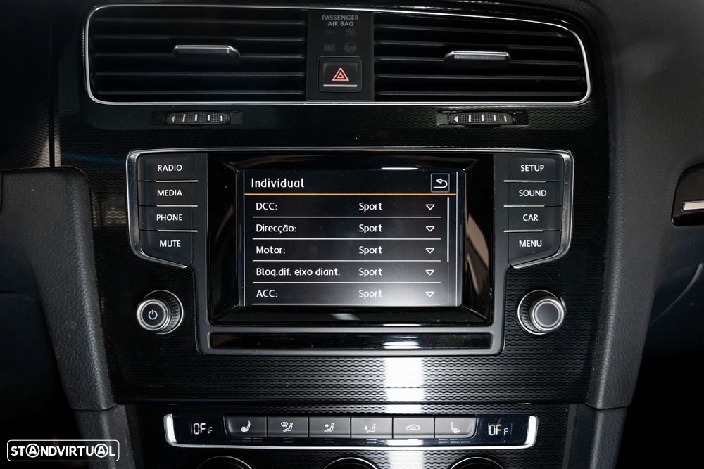 VW Golf GTI Performance BlueMotion DSG - 28