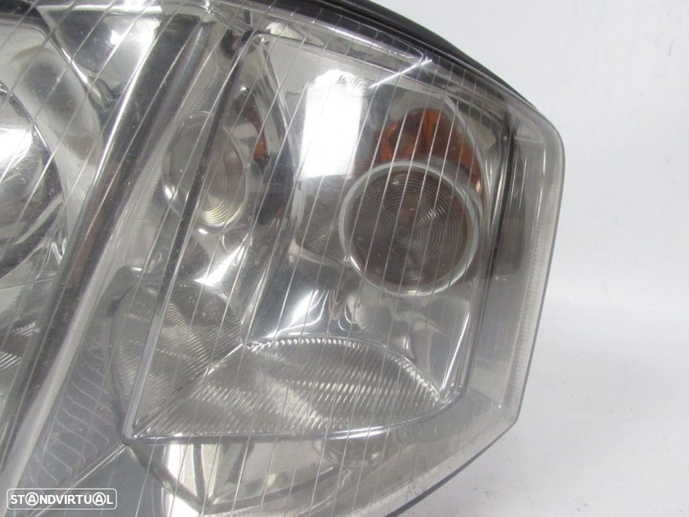 Farol Xenon Esquerdo Seminovo/ Original AUDI A6 (4B2, C5) - 4