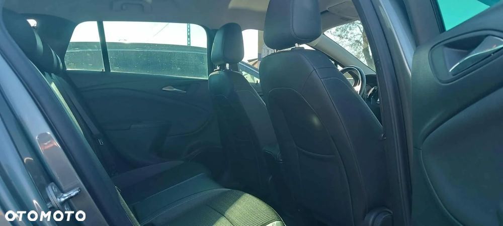 Opel Astra V 1.5 CDTI Elegance - 10