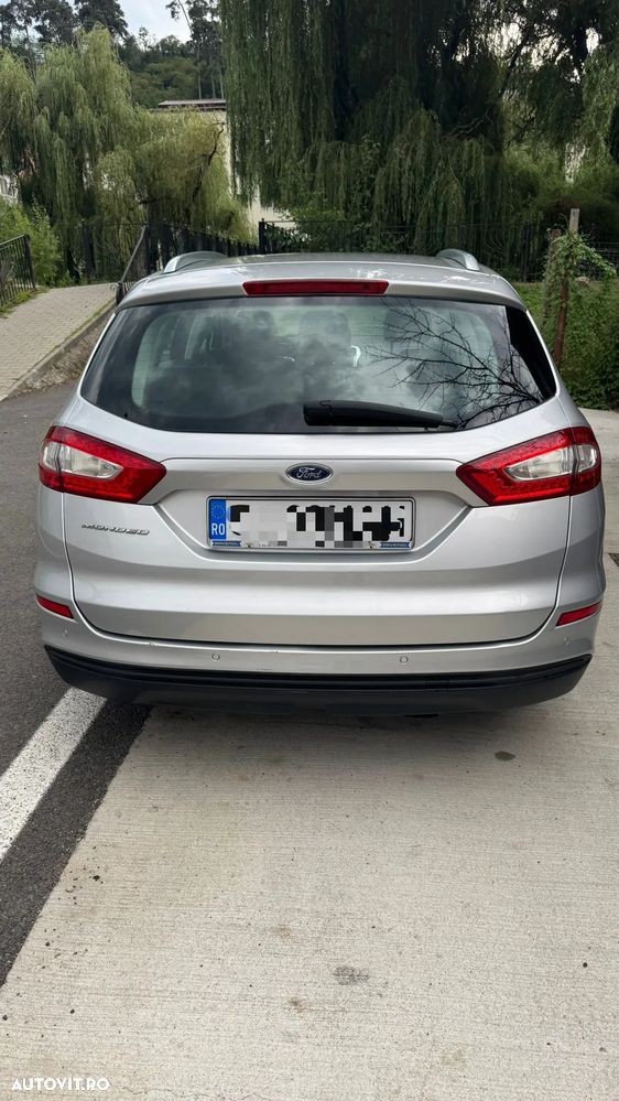 Ford Mondeo 2.0 TDCi Powershift Titanium - 4