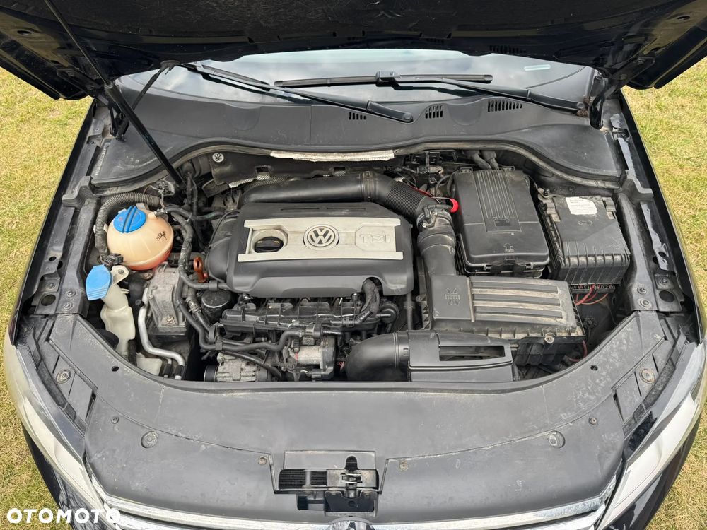 Volkswagen Passat 2.0 TSI Comfortline - 16