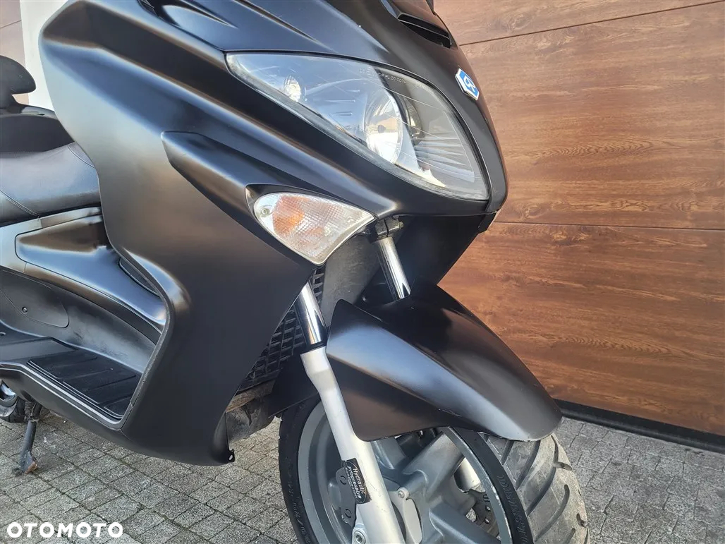 Piaggio Xevo - 5