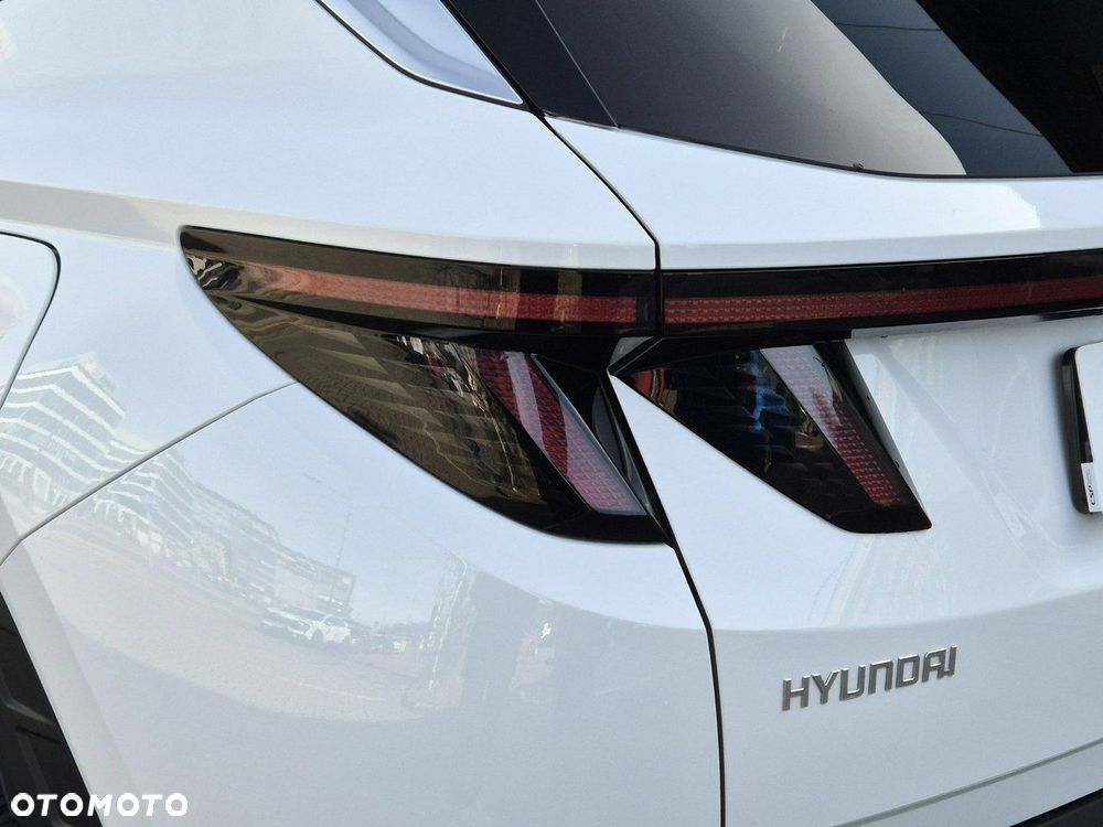 Hyundai Tucson 1.6 T-GDi HEV Smart 2WD - 23