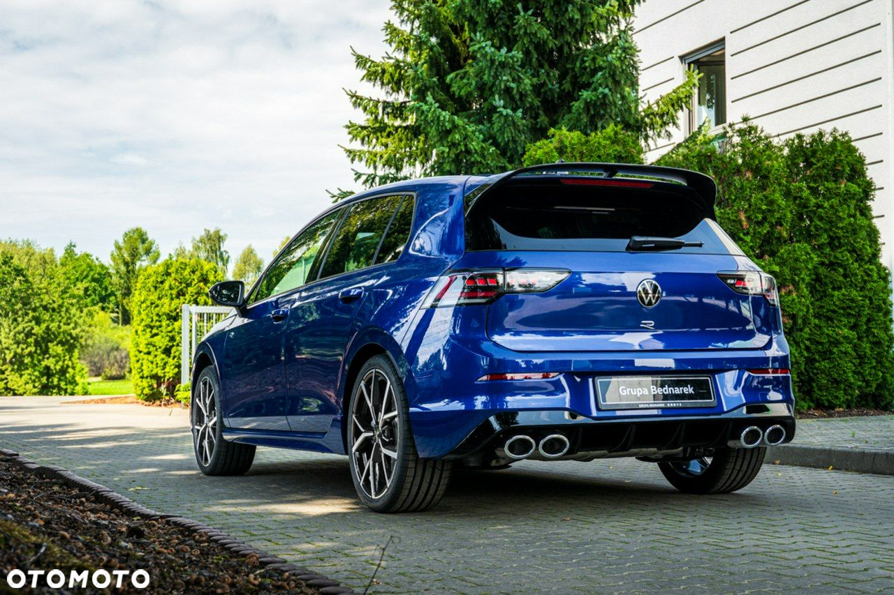 Volkswagen Golf - 29