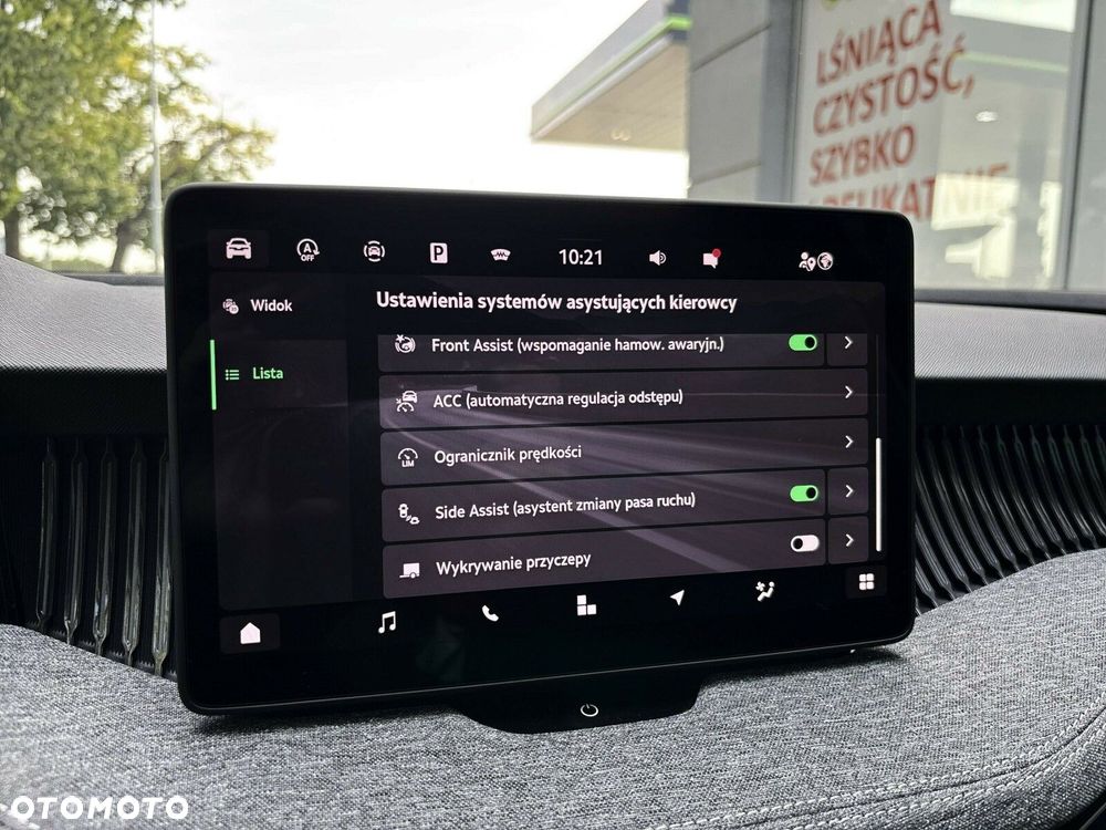 Skoda Superb 2.0 TDI SCR Selection DSG - 30