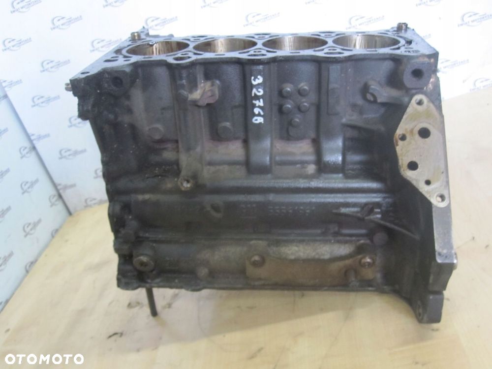 CORSA ASTRA 1.4 16V A14XER 13r 100KM blok nominalny silnika 55561961 - 1