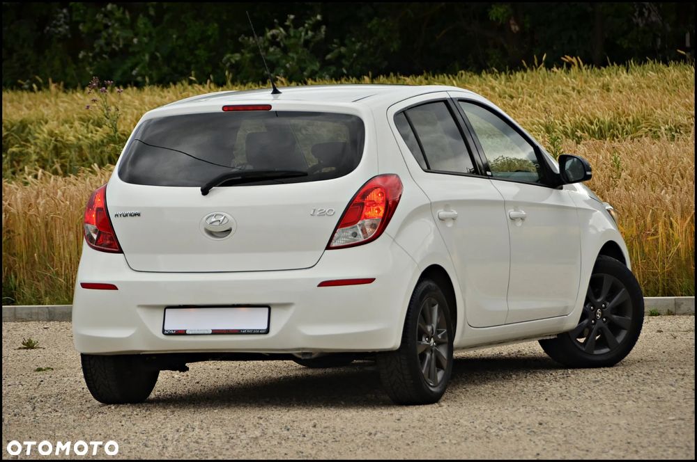 Hyundai i20 - 16