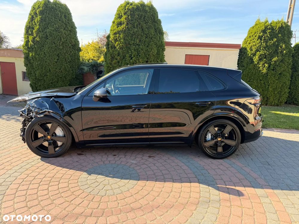 Porsche Cayenne Turbo Tiptronic S - 22