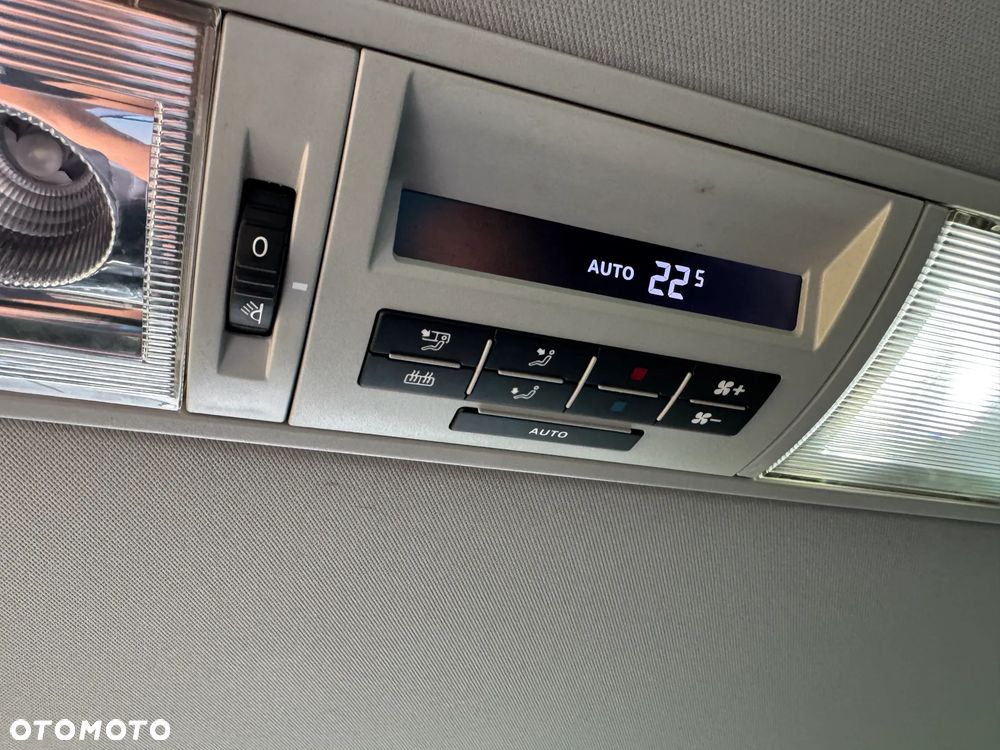 Volkswagen Multivan 2.0 BiTDI L1 Highline DSG - 32