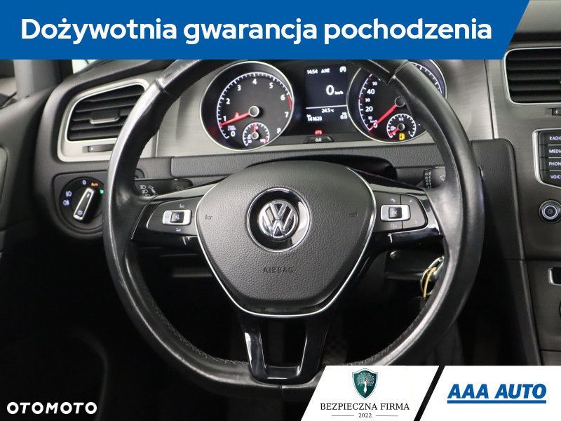 Volkswagen Golf - 21