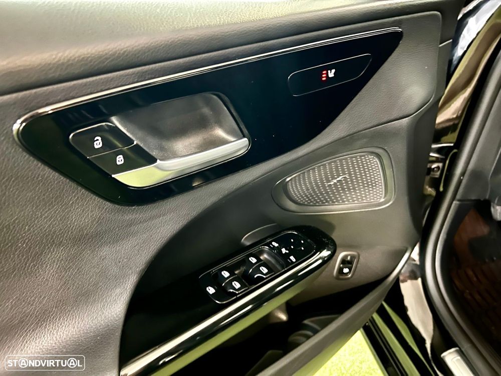 Mercedes-Benz C 200 - 29