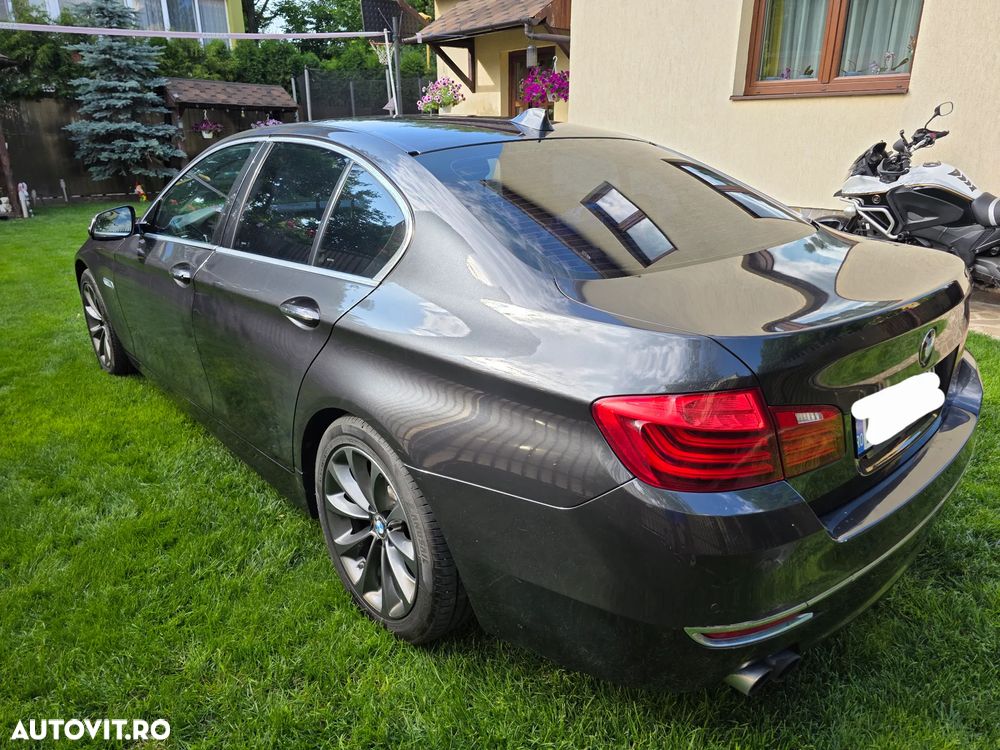 BMW Seria 5 520d xDrive AT - 5
