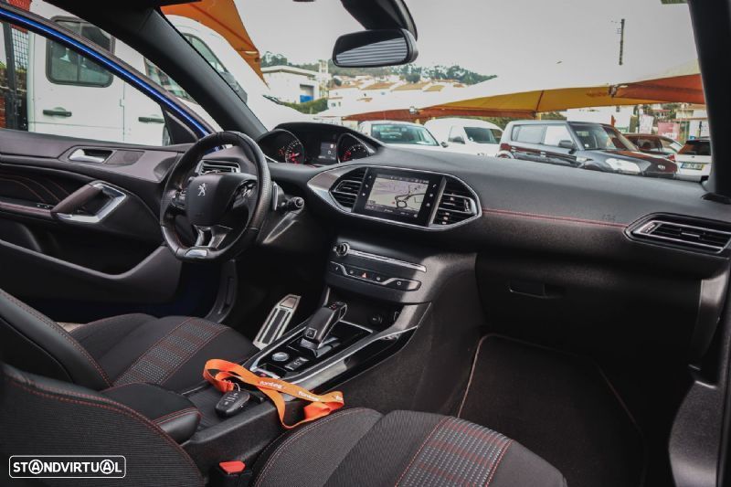 Peugeot 308 SW - 9